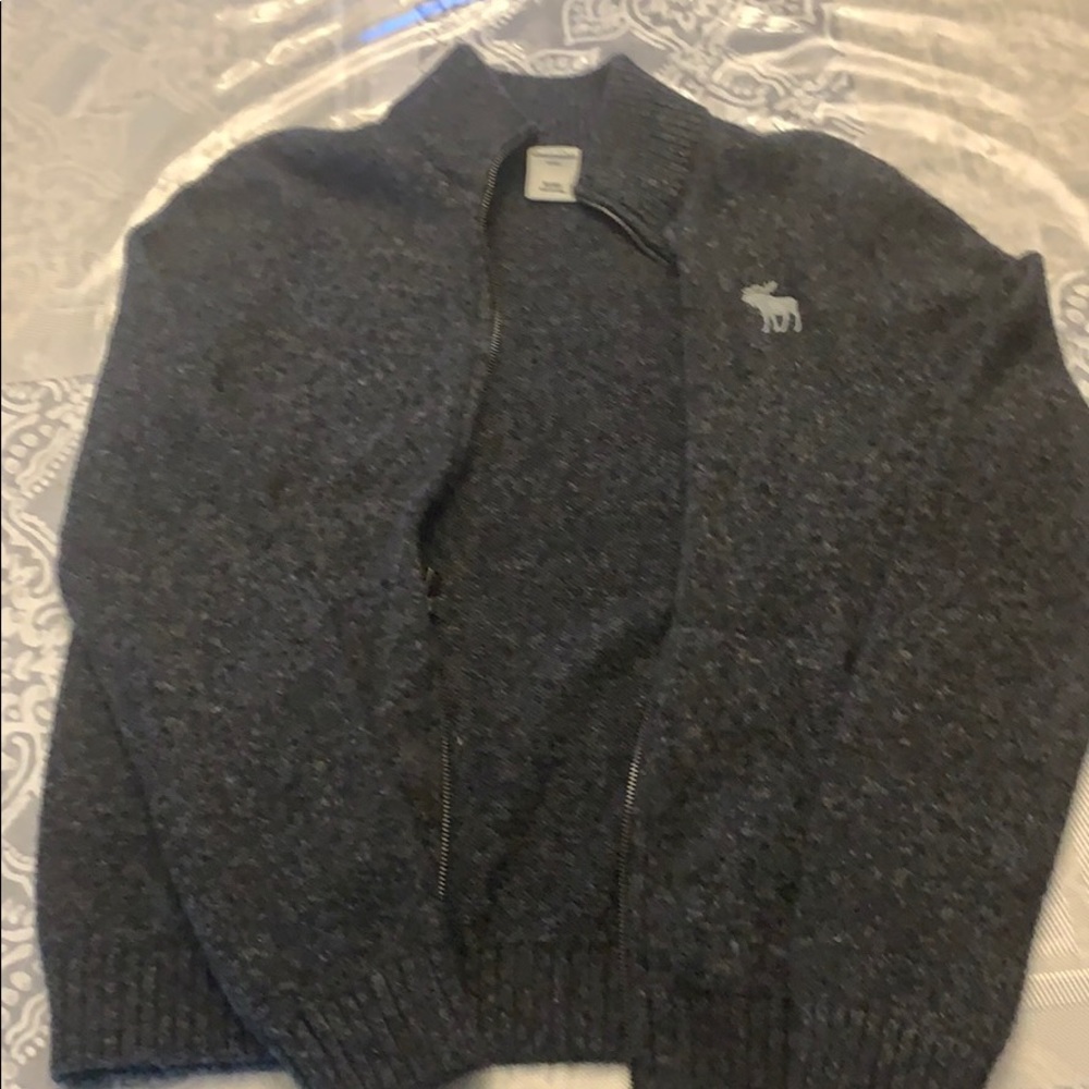 Boys Abercrombie sz 16 full zip sweater gray